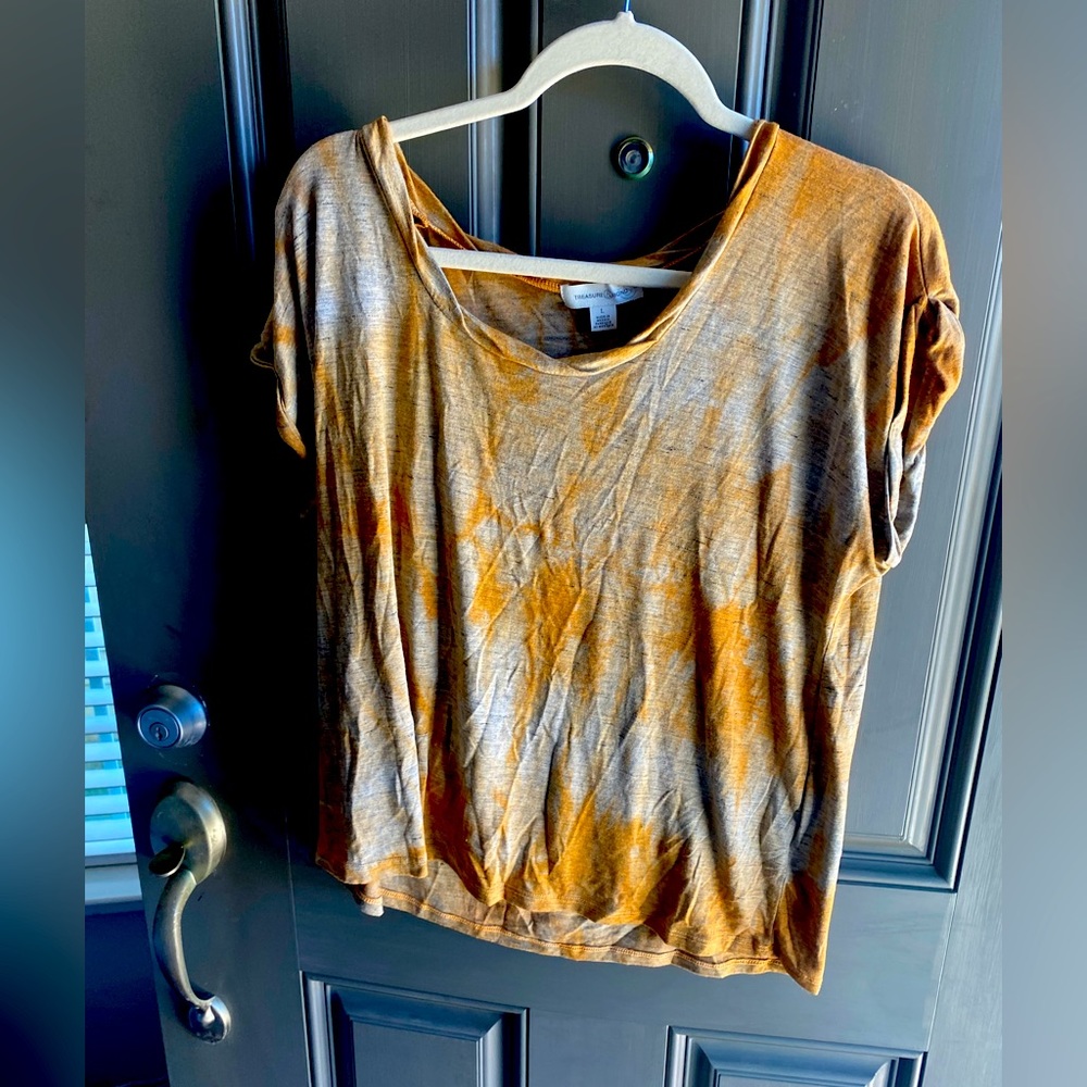Treasure Bond Top